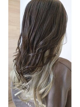 エル ブランシェ(Ailes Branches) ダークグレー×プラチナ