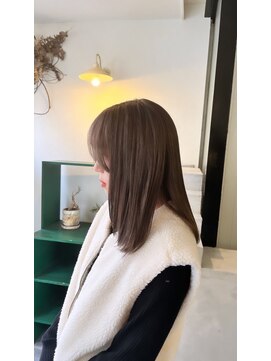 アンダーバーホワイト 広島 本通店(_WHITE) グレージュ