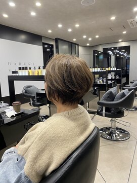 ハルキ ミナト ジャパン オオサカ(HARUKI MINATO japan OSAKA) 40代50代小顔似合わせカットくびレイヤーエモージュ大人可愛い