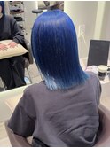 ディープブルーヘア / 切りっぱなしボブ / ストレートミディ
