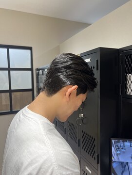 ステージ(STAGE) ダウンパーマ 韓国メンズヘア センターパート