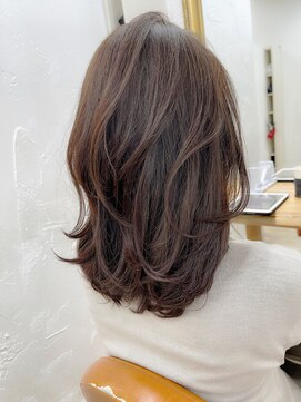 ミッシェル アフロート(michelle afloat) 3D Curve表面レイヤーでリフトアップの毛流れをつくる☆