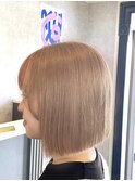 ハイトーン+切りっぱなしボブ