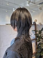 ローリーポーリークラウン(Roly Poly Clown)&nbsp;くびれウルフ/黒髪にも抜け感ヘア/こえだ