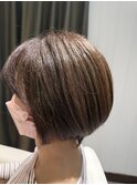 丸みシルエットの大人美フォルムショート