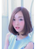 【RUSSO】センターパートの大人ボブ