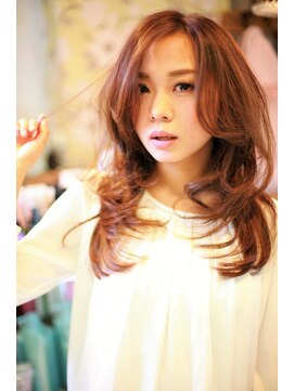 テテクルー(tete et clou) ルーズ×フェミニンパーマ