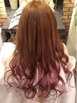 グラント ヘア デザイン(GRANT HAIR DESIGN)の写真/【イルミナカラー導入salon】ハイライトをいれたstyleやハイトーン,ブリーチなどもダメージレスで楽しめる!