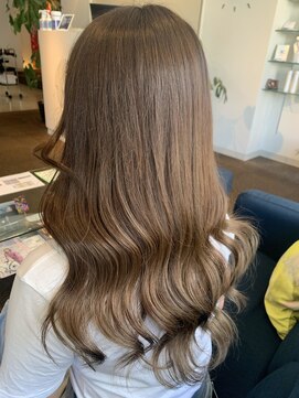 ダブル アンダーバー サロン(W_SALON) 【W_SALON 河原町】透明感抜群　ナチュラルグレージュ/艶髪