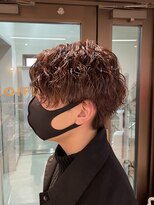 コワファーストナガサキシャンプーボーイ(COIFF1RST NAGASAKI SHAMPOO BOY)&nbsp;2022年オーダー殺到　波巻きパーマ　長崎