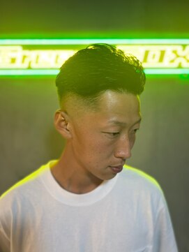 グリーディーフォックス 代々木(Greedy FOX) 韓国マッシュ/センタ-パ-ト/ツイストスパイラル/スキンフェード