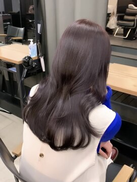 アリュウル 表参道(ALLURE) ラベンダーカラー　レイヤーカット　透明感カラー