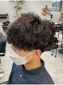 ツイストスパイラルパーマツーブロック刈り上げメンズマッシュ