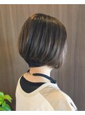 ショートボブ