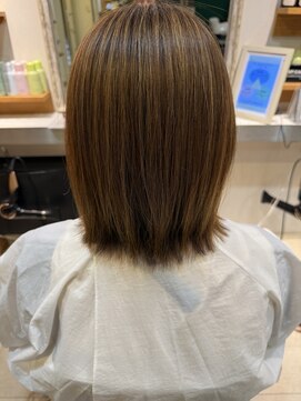 ラボ ヘアー(lab hair) 外ハネレイヤーボブ