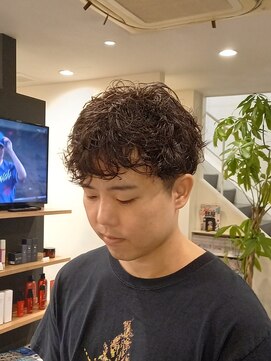 男を磨くメンズサロン オム グランド(HOMME GRAND) 無造作パーマ