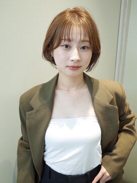 ヒュー 広島(HEW) 透明感ショート