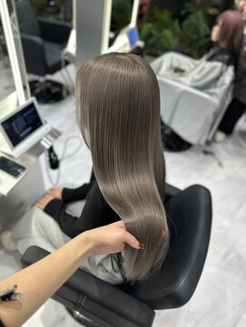 シーエスメイドバイシャチュー 栄店(CS made by SHACHU) グレージュ/ベージュ/グレー