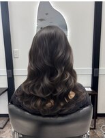 ロア 熊本(LOA)&nbsp;コテ巻き風パーマ　くっきり高め