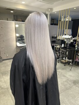 リンドトウキョウ ウメダ(LINDO TOKYO) 梅田/茶屋町/ホワイトカラー/ブリーチ/ハイトーン