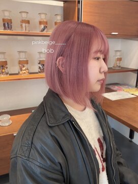 ビーアンドイー(B&E) ピンクベージュ