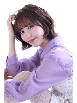 アルベロ(albero) ベージュカラー×ボブレイヤー20代30代