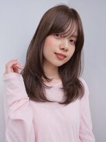 ラフ フロム ガーデン(Laf from GARDEN)&nbsp;ミディアム/レイヤーカット/顔周りカット/ベージュ/透明感カラー