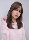 ミディアム/レイヤーカット/顔周りカット/ベージュ/透明感カラー