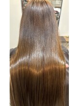 ブルー JR高槻本店(BLUE) ブリーチ毛に縮毛矯正!?