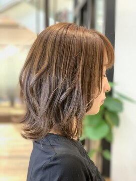 ヴォランチヘア(Volante.Hair) やわらかベージュ
