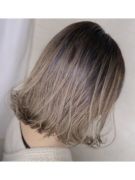 アルマヘア(Alma hair) 1ブリーチで作るグレージュバレイヤージュ