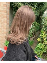 ベージュ ミルクティーベージュ グレージュ レイヤーカット