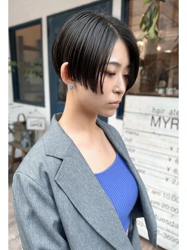 マイロ(MYRO) 【MYRO】エッジ感ブラント前下がりショート×刈り上げツーブロ