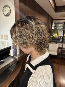 ダアッカ(da acca) 【メンズ】ウルフスパイラルパーマ