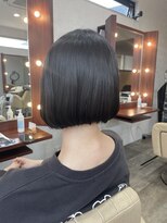 アーキヘアーカリス(archi hair charis) ぱっつりボブ