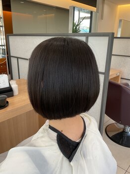 頭皮にお悩みの方やカラーでのダメージを抑えたい方に。和漢彩染カラーでダメージレスに肌にも優しく！