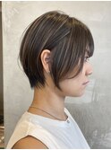 コントラストハイライトブリーチショートボブレイヤーミディアム