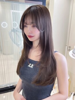 アッシュ 池袋店(Ash)の写真/少しだけニュアンスを変えるデザインも、大胆なスタイルチェンジも、技術力&センスに定評のあるAshにお任せ