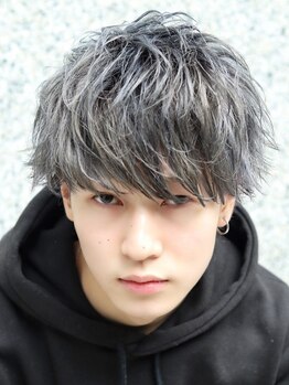 ディフィー(Defi)の写真/【京橋】メンズにも人気のDefi★束感をコントロールし、再現性の高いスタイルが実現！毎朝のセットも簡単◎