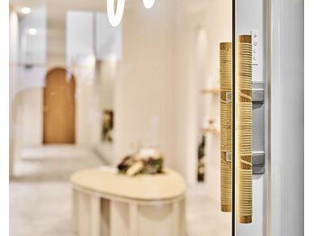 esse. 稲毛海岸【エッセ】