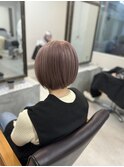 ピンクベージュ