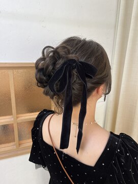 ソノ(sono) アップスタイル まとめ髪 ヘアセット ヘアアレンジ 参列ヘア