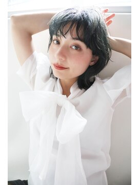 フィガロ ミーナ 東生駒店(FIGARO MINA) 2025 外ハネウルフボブ【卵型】