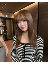 ユーザ(YUZA)&nbsp;透明感溢れるブラウンカラー