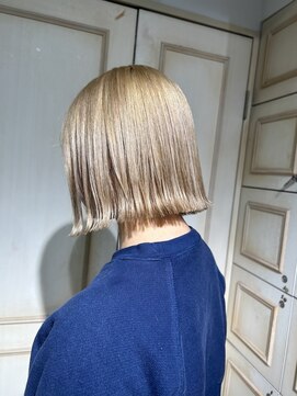 ネクストハラジュク(NEXT HARAJUKU) ブリーチ縮毛矯正