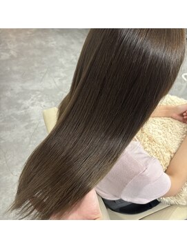 リル(lil) (髪質改善/メンズカット/インナーカラー/ケアブリーチ/学割U24)