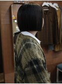 パツっと切りっぱなしミニボブ髪質改善トリートメント