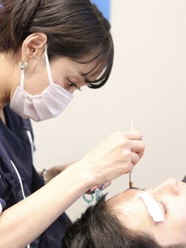 ハレ ヘアサロン(Hale hair salon) [眉毛サロン]アイブロウ眉カットニュアンスパーマフェザーパーマ