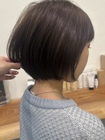 ビューエヒメ(VIEW EHIME)&nbsp;小顔カットショートボブ大人可愛いアッシュオリーブ