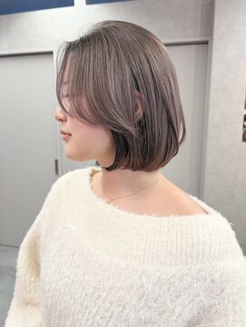 ヘルツ(Hz) 【Hz】伊藤　レイヤーボブ＊グレージュ